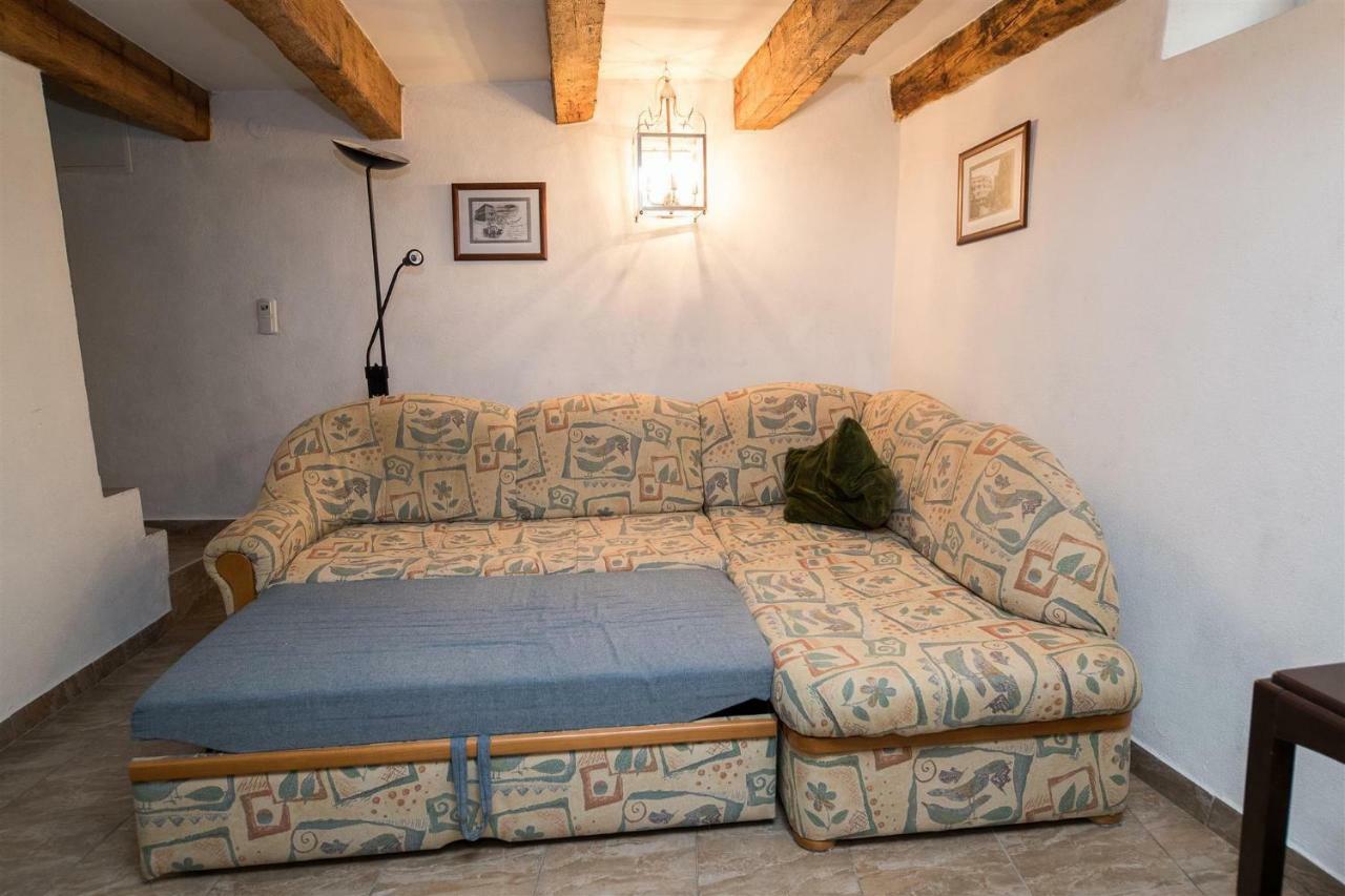 Apartmani More Crikvenica Exteriör bild